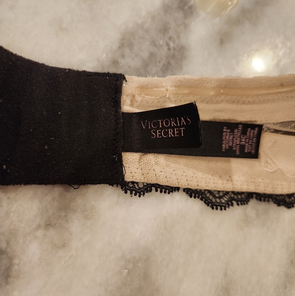 Fabulous by Victoria Secret Strapless Bra Leapord Print & Lace Size 34C - Picture 4 of 9